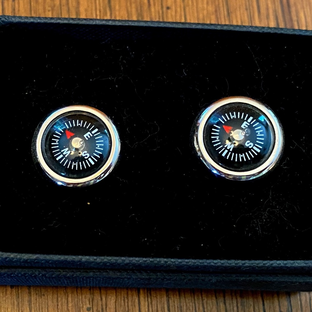 Cuff Links (compasses)